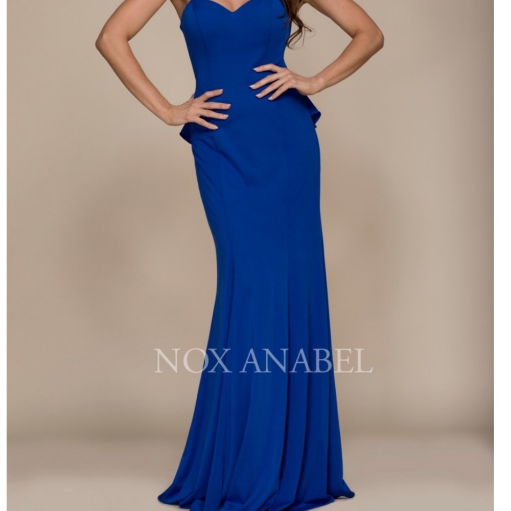 Nox Annabel Royal Blue Gown E002